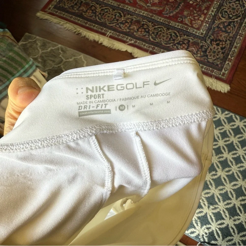 NWOT Nike Golf White Athletic Skirt & Shorts Two Piece Set Golf Skort Medium